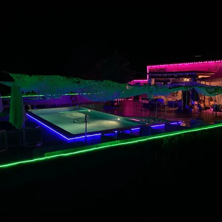 Little Cozy House With Big Pool 10x5 And Wifi In Ibiza Santa Eulària des Riu