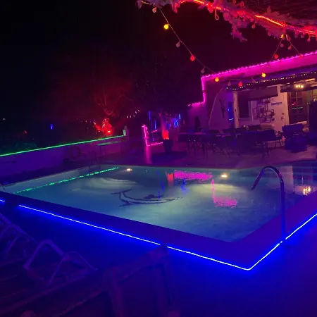 Little Cozy House With Big Pool 10x5 And Wifi In Ibiza Σπίτι διακοπών *