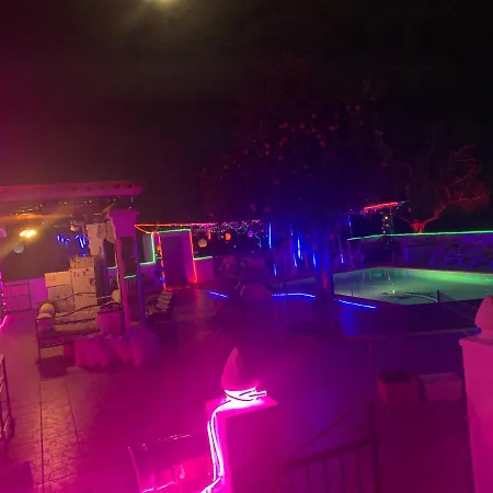 Little Cozy House With Big Pool 10x5 And Wifi In Ibiza Σπίτι διακοπών *