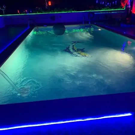 Little Cozy House With Big Pool 10x5 And Wifi In Ibiza Holiday home