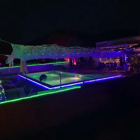 Little Cozy House With Big Pool 10x5 And Wifi In Ibiza